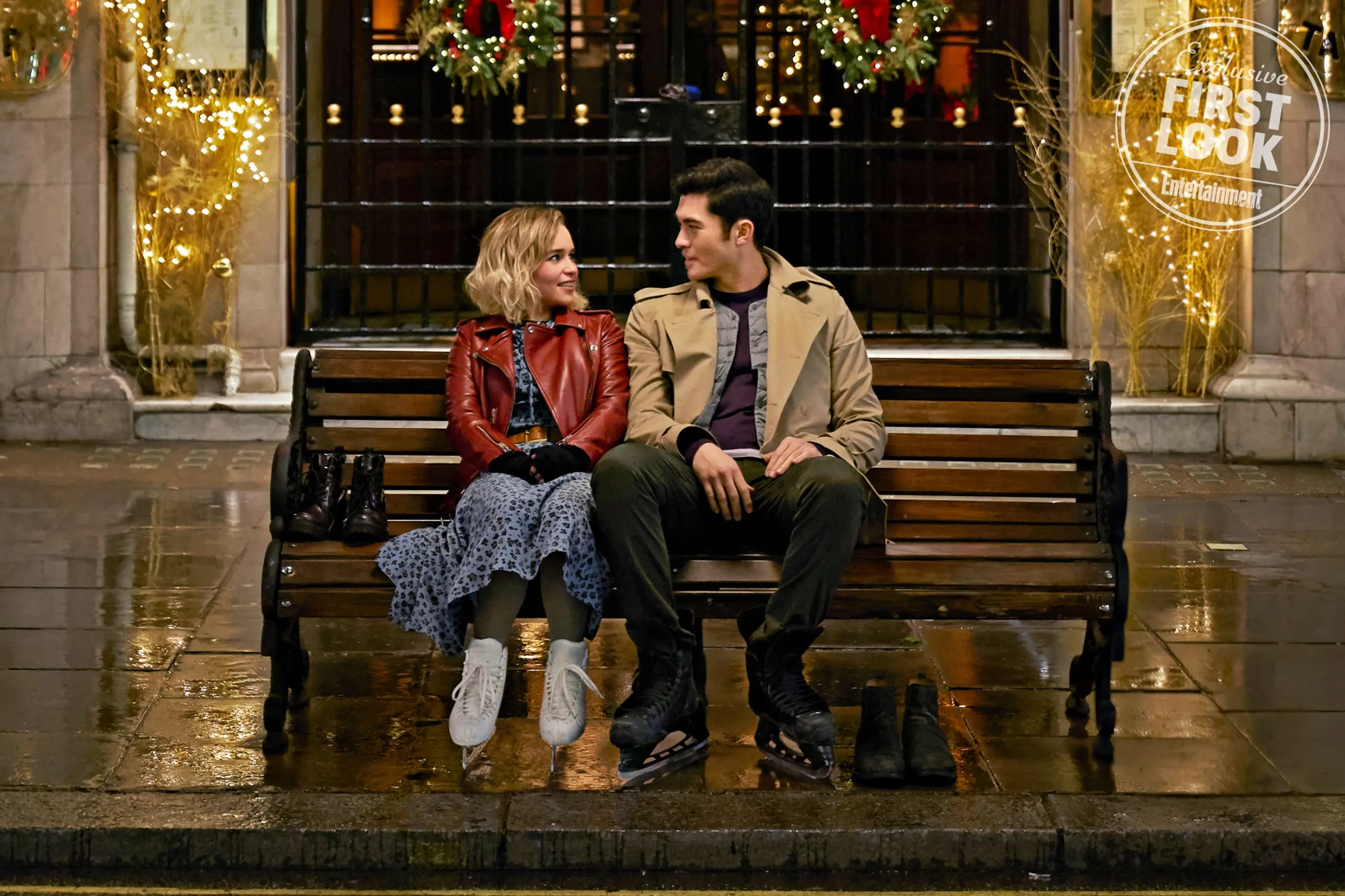 daenerys-se-oblekla-do-vanocniho-a-pripravuje-se-na-posledni-vanoce-2