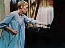 Kniha vs. film: Hororový příběh o síle mateřství a mužské touze po slávě