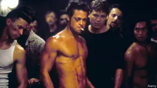 Brad Pitt a "kočičí přístup"? Režisér Fincher se podělil o soukromý archiv