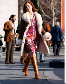 Anne Hathaway - Modern Love (2019), Obrázek #2