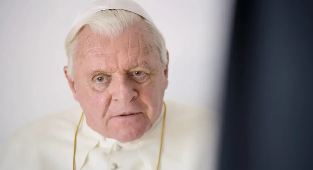 Trailer: Anthony Hopkins je novým papežem