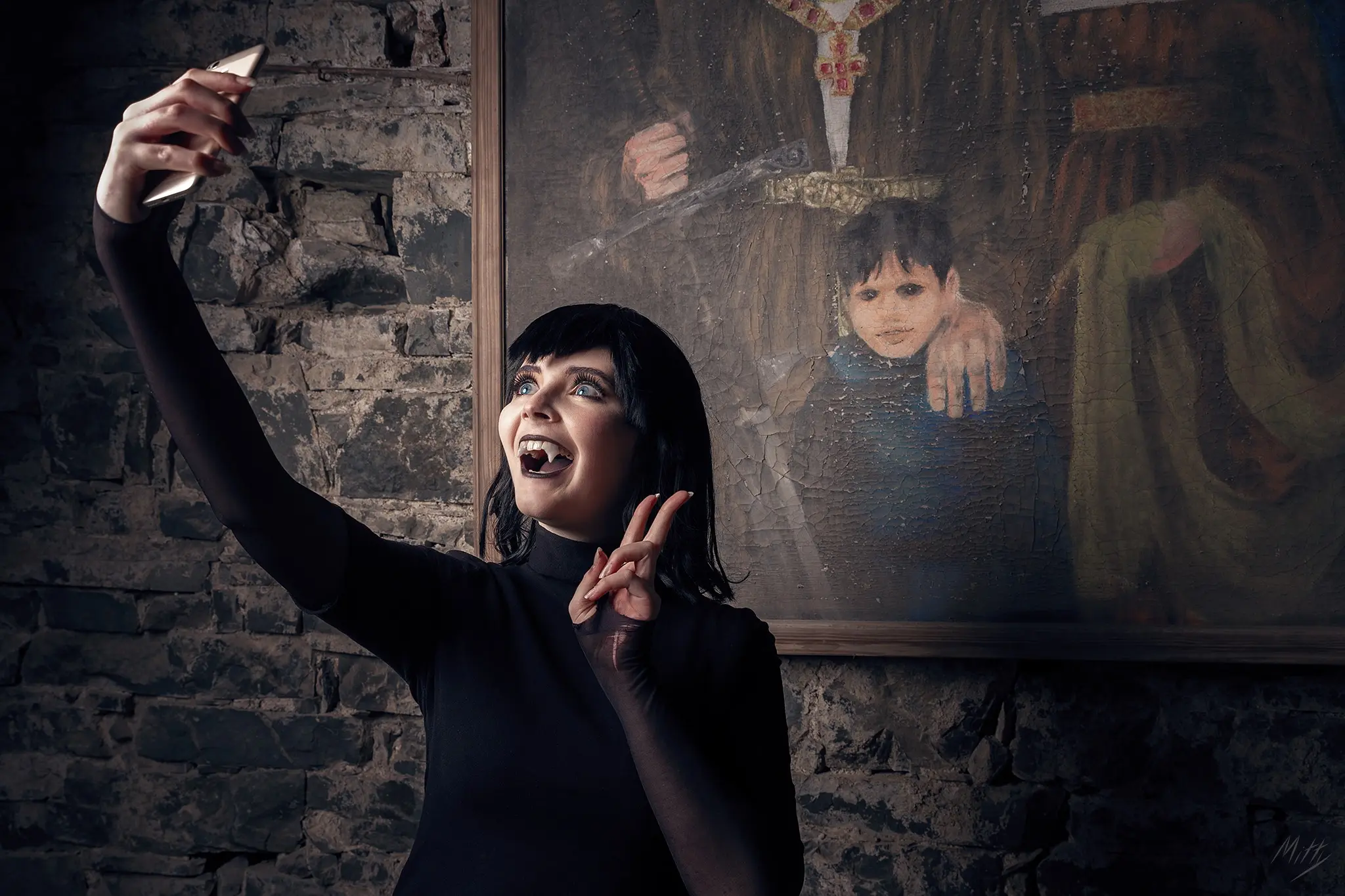 nejvice-ji-bavi-kostymova-tvorba-a-potom-strasit-deti-v-mhd-co-dalsiho-o-sobe-prozradila-ceska-carodejka-ze-zaklinace-17