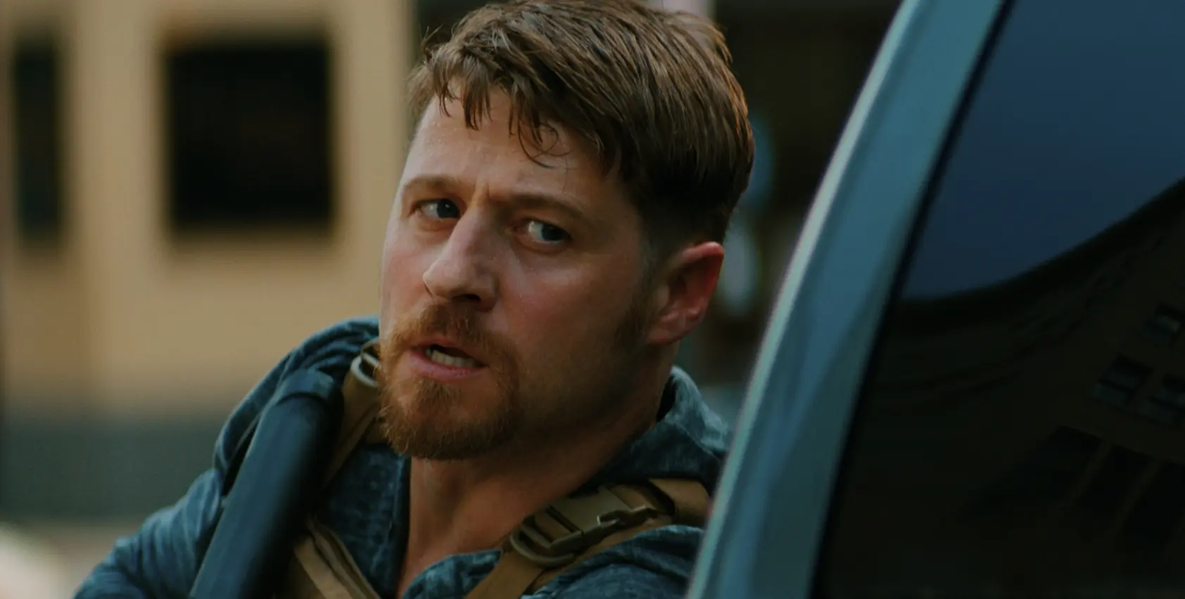 recenze-line-of-duty-aaron-eckhart-v-rezii-nejlepsiho-z-nejhorsich