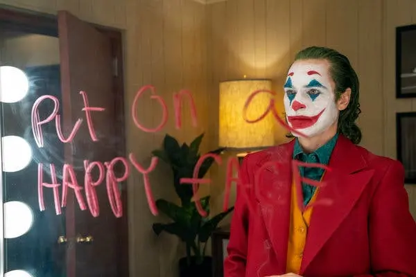 Joker: Scénář filmu je online. A nabízí některé zajímavé odpovědi (a otázky)