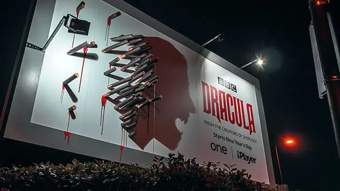 drakula-stanice-bbc-laka-originalnim-billboardem