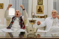 Recenze: Dva papežové – Teologické rozpravy nebyly nikdy zábavnější!