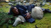 Bear Grylls - Tvůj souboj s divočinou (2019), Obrázek #7
