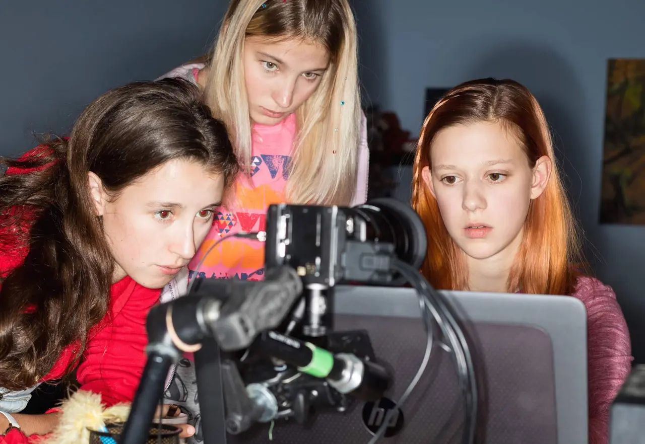 Recenze #2: V síti - Dokument hodný pozornosti, nebo jen honba za senzací?