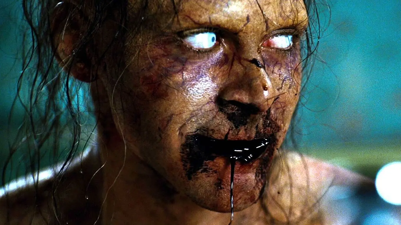 skutecne-paranormalni-jevy-ktere-stoji-za-jednim-z-nejobavanejsich-filmovych-hororu-22