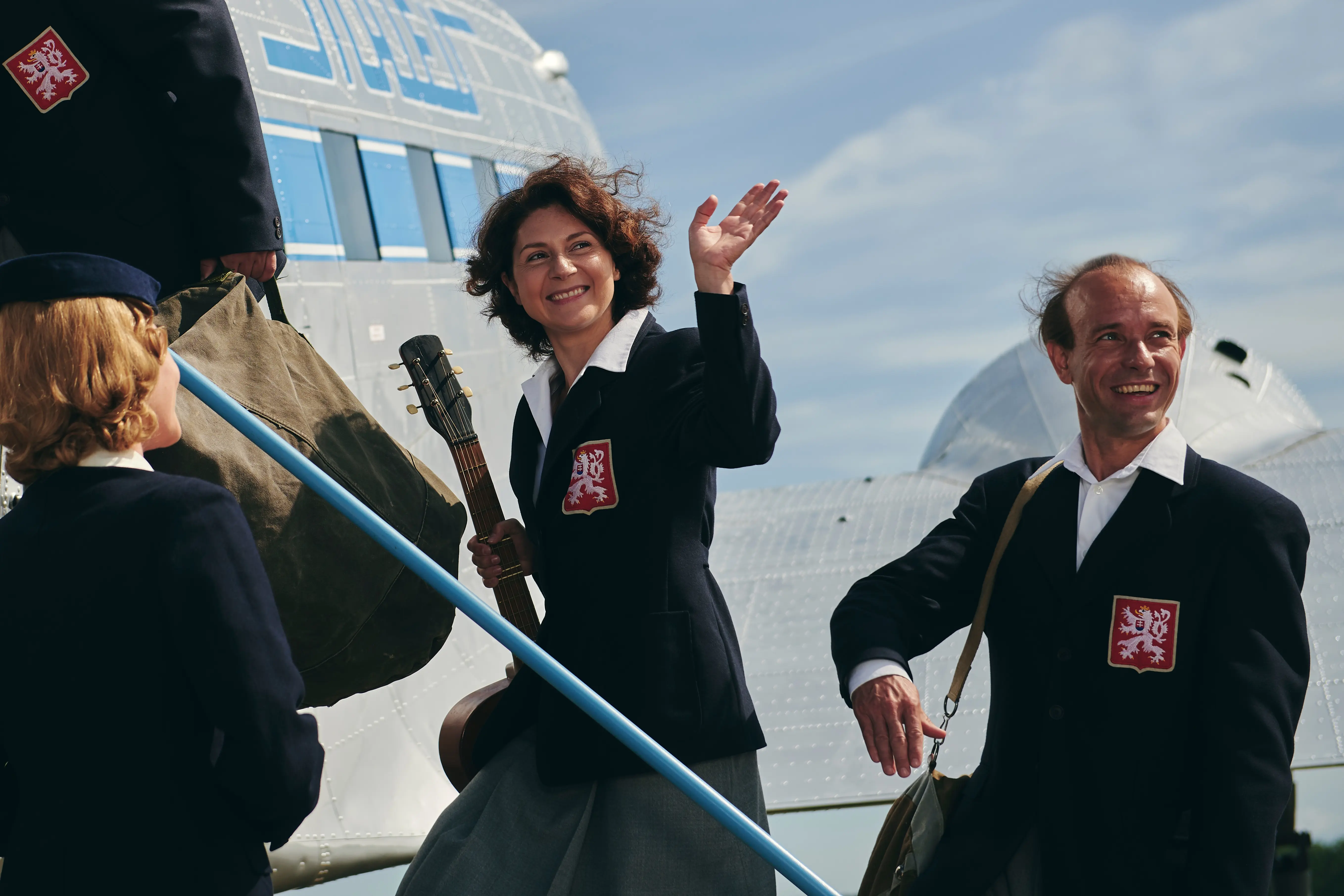 Martha Issová, Václav Neužil (II)