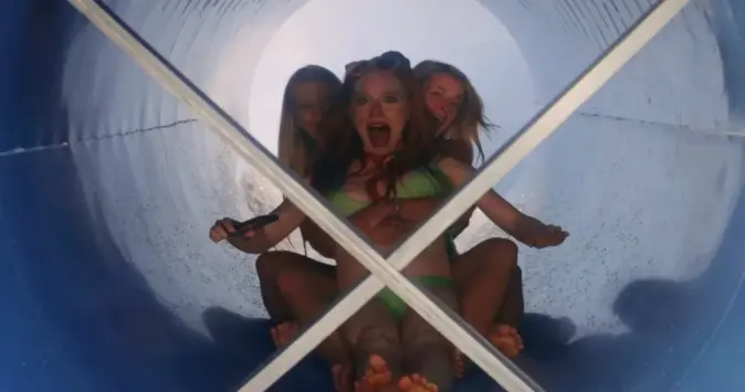 Trailer: Milovníci hororů, připravte se na smrtící tobogán!