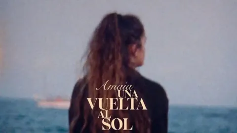 Amaia, Una vuelta al Sol