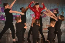 Sofia Carson - Feel the Beat (2020), Obrázek #5