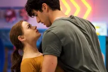 Joey King - Stánek s polibky 2 (2020), Obrázek #3