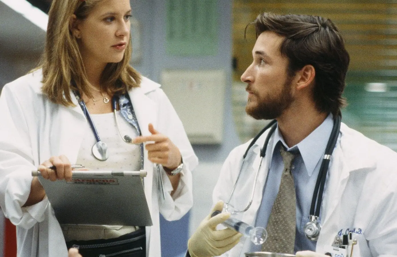 tema-patrili-k-sobe-a-presto-to-nedopadlo-proc-spolu-milovane-serialove-pary-nakonec-neskoncily-1