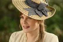 Emmanuelle Seigner - Žaluji! (2019), Obrázek #2