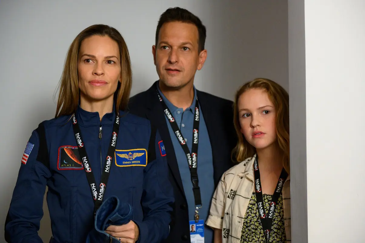 Talitha Bateman, Hilary Swank, Josh Charles