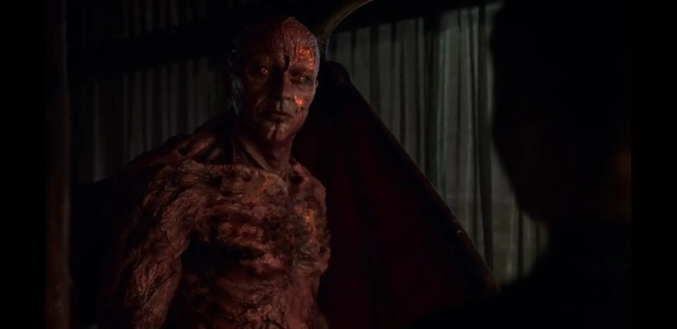 pekelny-lucifer-aka-zahadny-a-desivy-vysetrovatel-kde-to-vsechno-zacalo-7