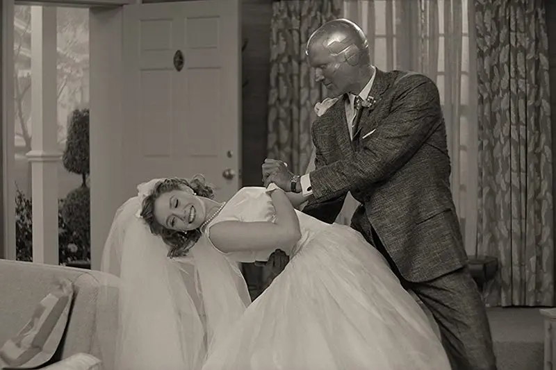 Elizabeth Olsen, Paul Bettany