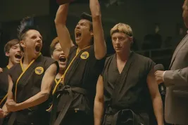 Třetí řada parádního karate hitu Cobra Kai je tu s první upoutávkou