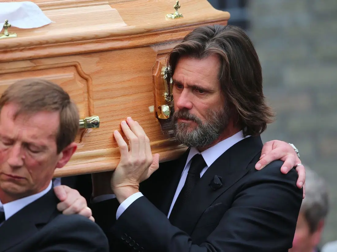 vyhasle-hvezdy-jim-carrey-jak-se-vyrovnava-s-zivotem-kral-komedie-za-jehoz-uspechem-stoji-deprese-a-osobni-nestesti-16