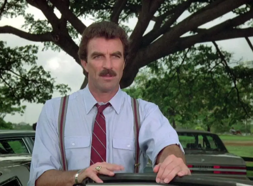 Tom Selleck slaví 80 let. Málem byl Indianou Jonesem, spokojil se s legendárním detektivem