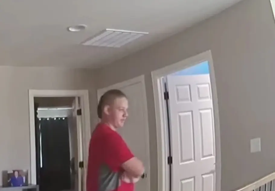 Americká vražda: Rodina od vedle (2020)