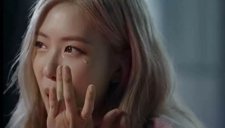 recenze-blackpink-light-up-the-sky-krev-pot-a-slzy-jaka-dal-je-korejska-cesta-ke-slave-6