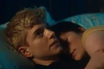 Mae Martin - Na pohodu (2020), Obrázek #7