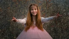 Pohádka Perinbaba a dva světy: Režisér Jakubisko stvořil bizarní svět snů, který se stává realitou