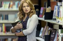 Candace Cameron Bure - Aurora Teagarden Mysteries: Three Bedrooms, One Corpse (2016), Obrázek #4