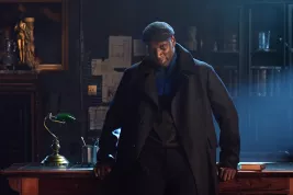 Recenze: Lupin - šarmantní Omar Sy si se všemi hraje a jde mu to skvěle