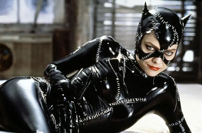 Michelle Pfeiffer by si znovu ráda zahrála Catwoman. Zatím jí to ale nikdo nenabídl