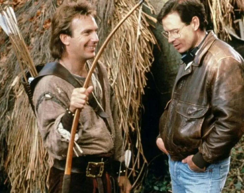 slavne-propadaky-vodni-svet-nechvalne-prosluly-placak-kevina-costnera