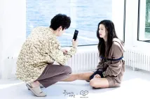 Ji-hyun Jun - Pooreun badaui junsul (2016), Obrázek #7