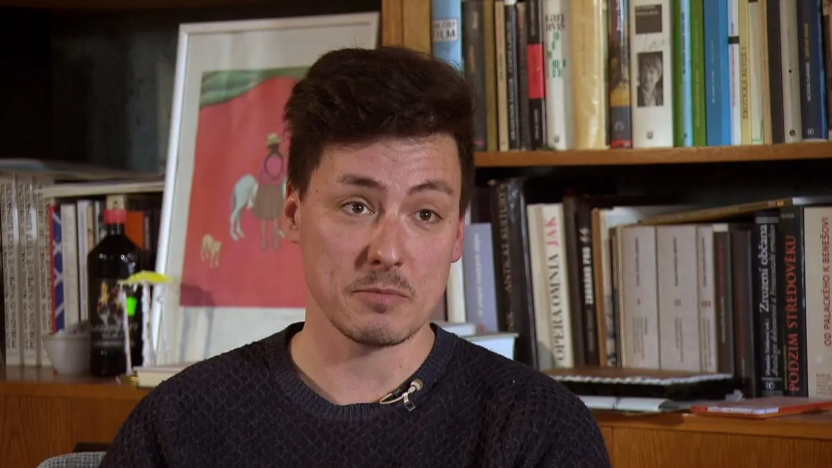 Glosa: Život na zámku se známým gayem senzaci nezaručí. Nejnovější Výměna manželek jde proti zavedeným pravidlům reality show