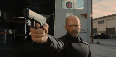 Trailer: Jason Statham se pod dohledem režiséra kultovních gangsterek stane Rozhněvaným mužem