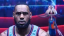 Nový Space Jam překvapuje - vyjma basketu a Bugse Bunnyho má i King Konga, Pennywise, Flintstoneovi nebo Jokera