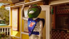 Nejbláznivějšího DC seriál se superhrdiny přichází s novou sérií. Podle všeho ještě šílenější, než byly ty předchozí