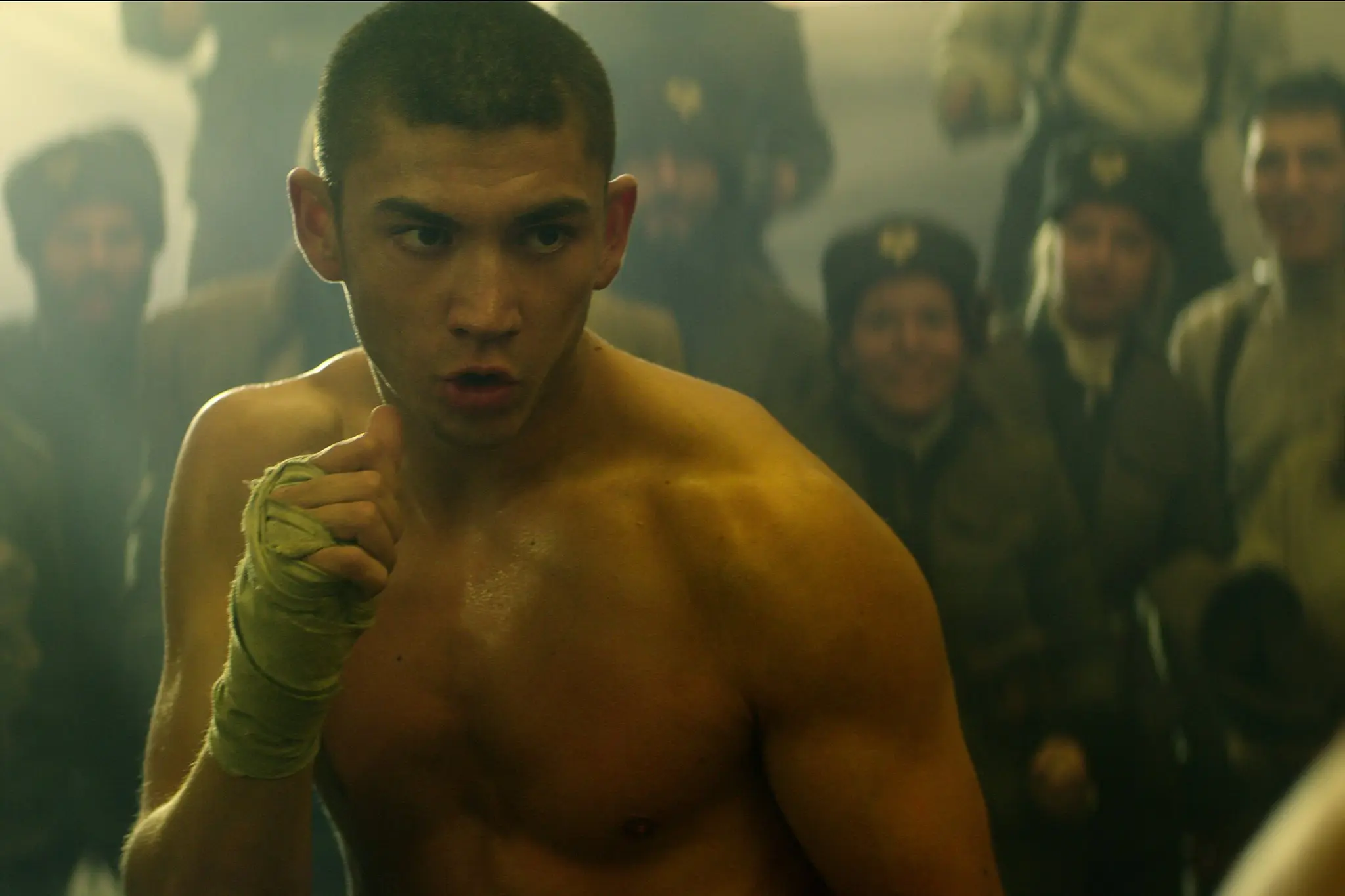 serial-svetlo-a-stiny-ukazuje-svet-ve-kterem-je-zlo-hmatatelne-a-realne-nova-serialova-adaptace-oblibene-knihy-je-na-vrcholu-sledovanosti-7