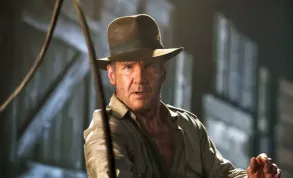 Indiana Jones 5: V Londýně začalo natáčení a sousedé jsou z obrovského štábu nešťastní