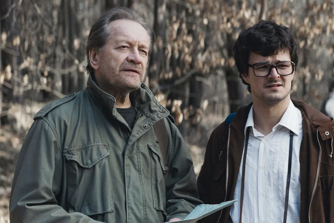 netflixove-premiery-na-cervenec-dockaji-se-divaci-serialu-biohackers-fanousci-romanci-od-jojo-moyesove-i-milovnici-hororu-a-totalne-ujetych-reality-sou-2