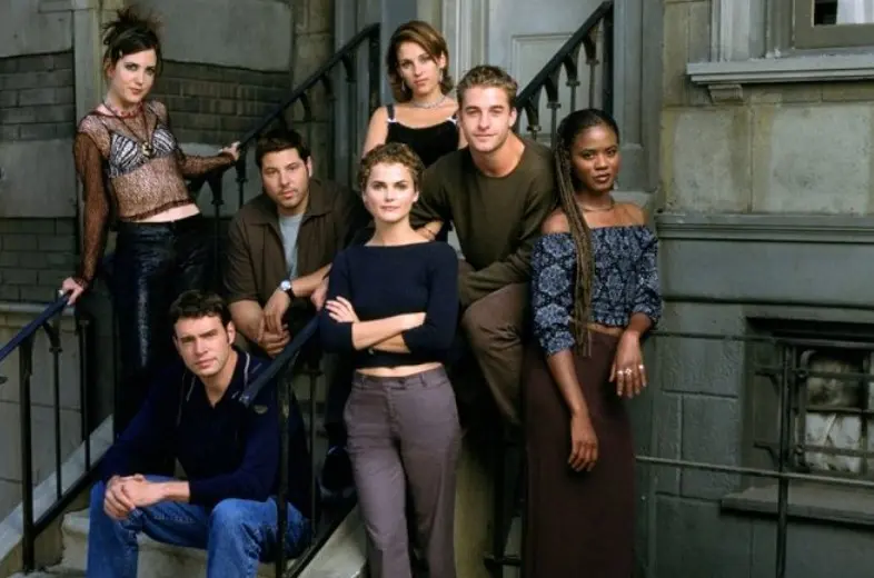 tohle-se-muze-stat-jen-v-hollywoodu-neuveritelny-skutecny-pribeh-scenaristky-ktera-ve-triceti-predstirala-nactiletou-aby-dostala-praci-a-oblafla-i-studio-disney