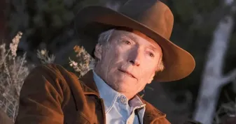 Clint Eastwood představuje svůj poslední film. V traileru na nové drama nešetří emocemi