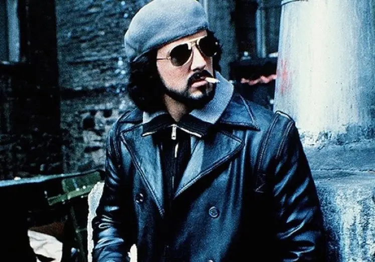 Jeden z nejpodceňovanějších Stalloneho filmů se dočká seriálové verze. A Sly už si za sebe vybral zajímavou náhradu do hlavní role