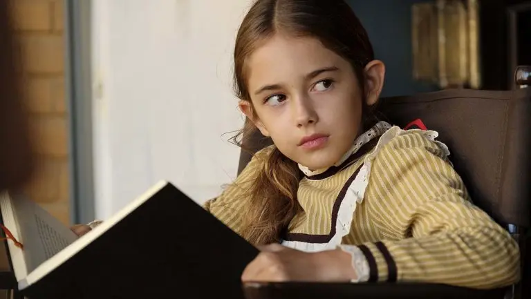 literarni-debut-quentina-tarantina-by-vam-nemel-uniknout-pokud-patrite-mezi-cinefily-a-oblibili-jste-si-hrdiny-tenkrat-v-hollywoodu-1