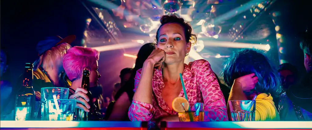 Festival visegrádského filmu upozorní na svět v izolaci, připomene oscarové nominanty a představí českého režiséra se zaječíma ušima