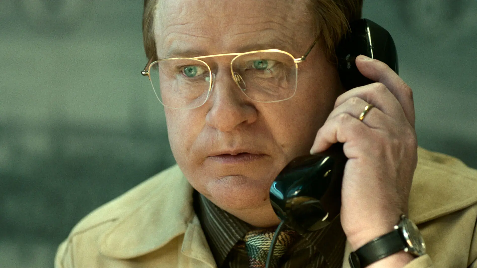 serial-necekany-vrah-nabizi-exkluzivni-pohled-do-jedne-ze-slavnych-politickych-vrazd-6