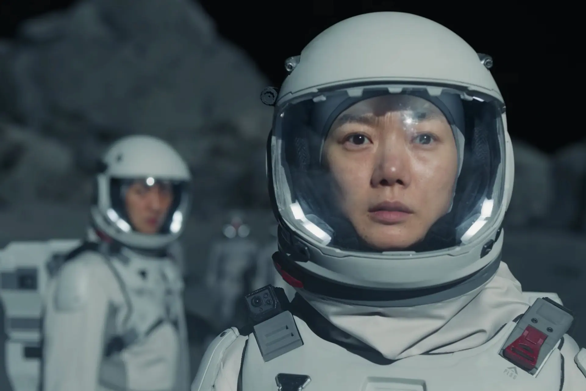 Nový jihokorejský sci-fi thriller Moře klidu na prvních záběrech. Naváže na úspěchy Čističů vesmíru a Hry na oliheň?