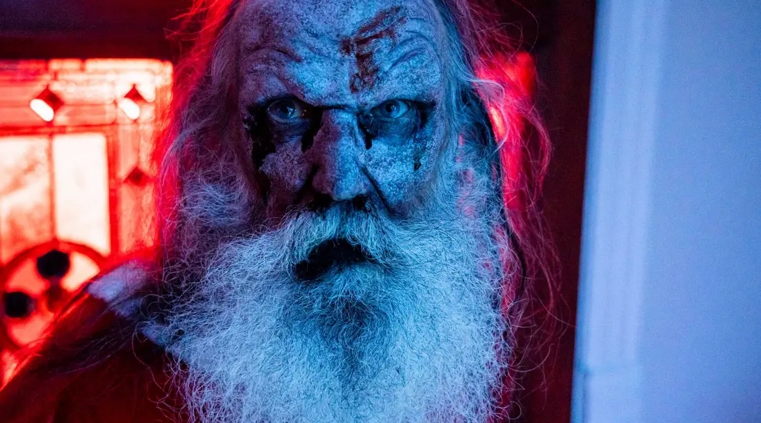 Deathcember: první filmový adventní kalendář na světě je mixem hororu, humoru, zbytečnosti a béčkové ujetosti